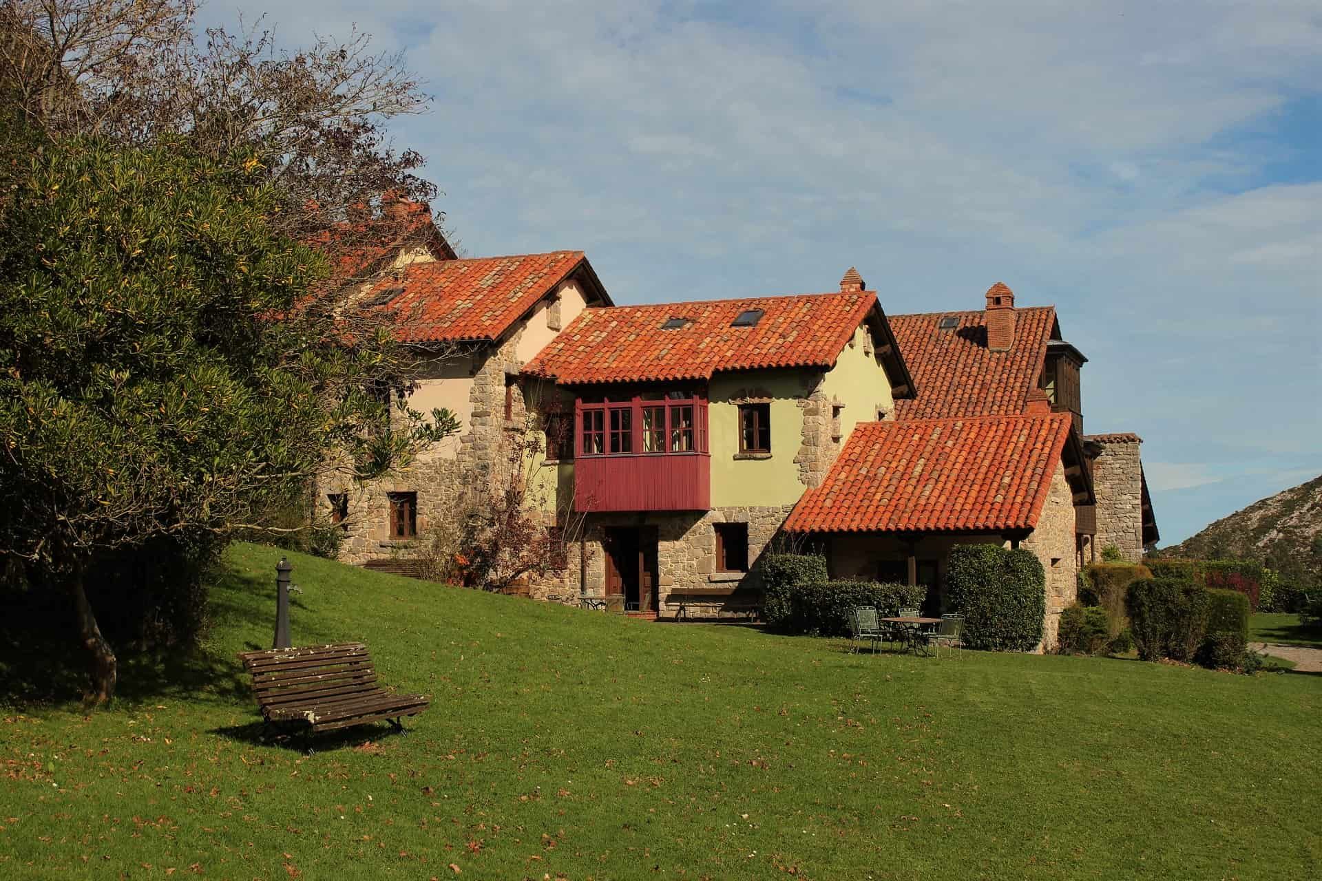 alojamiento hotel rural con encanto la montana magica llanes asturias