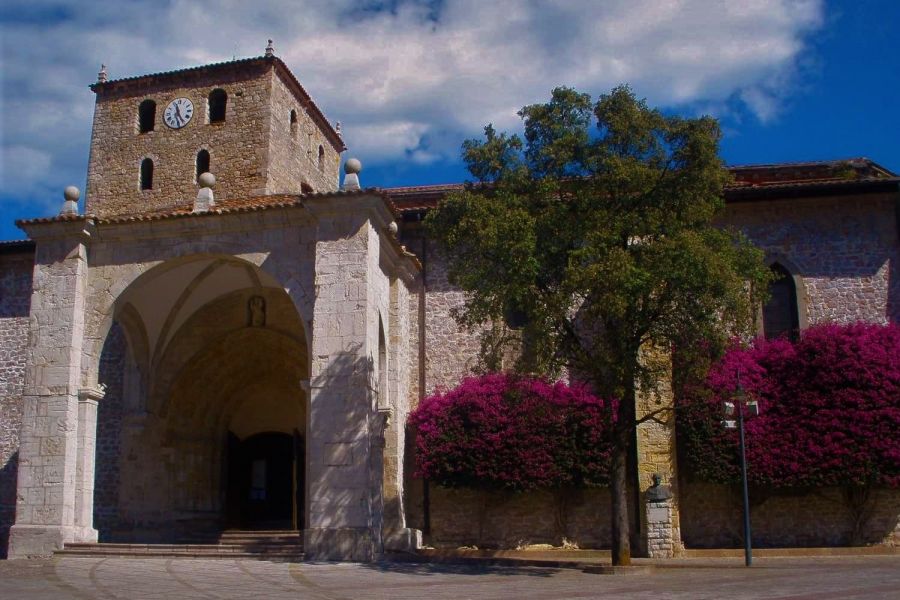 basilica llanes que ver en llanes