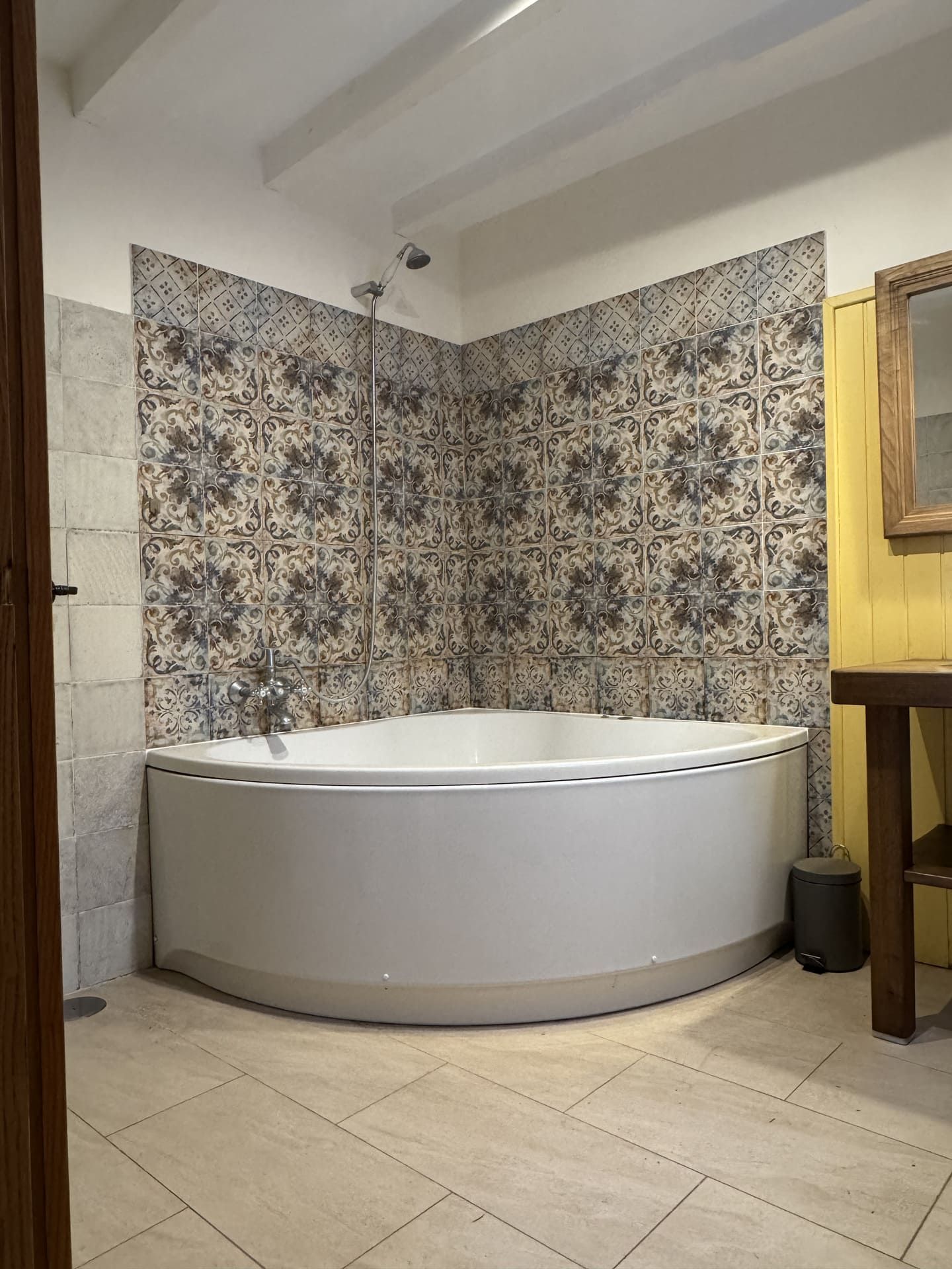 casa rural con jacuzzi en el bano llanes asturias