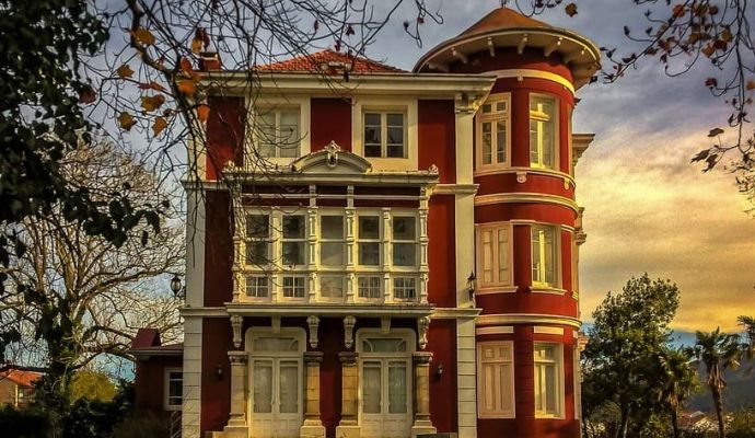 Colombres, Archivo de Indianos y Cobijero