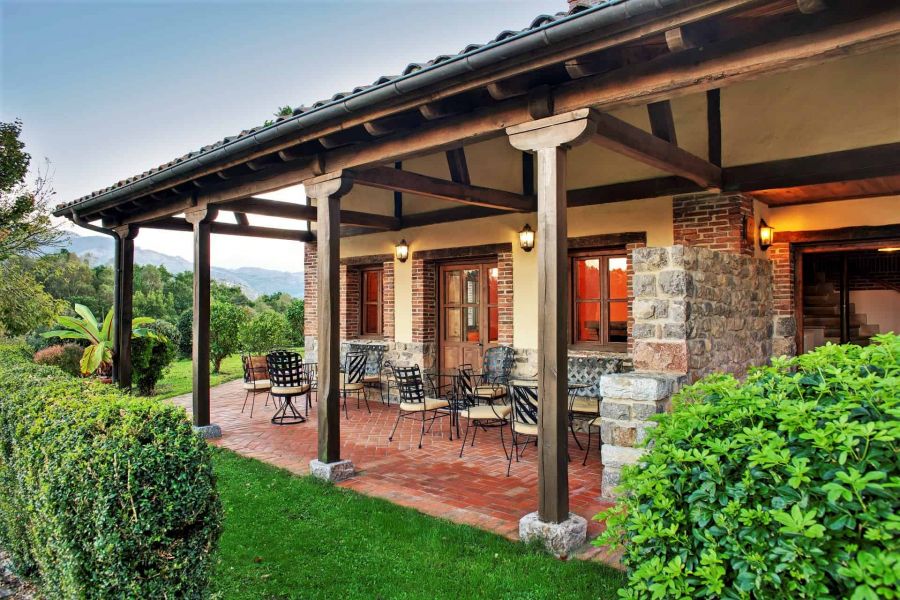 hotel-rural-en-llanes-asturias-con-terraza-exterior