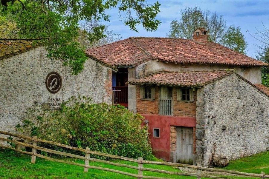 museo etnografico del oriente de asturias