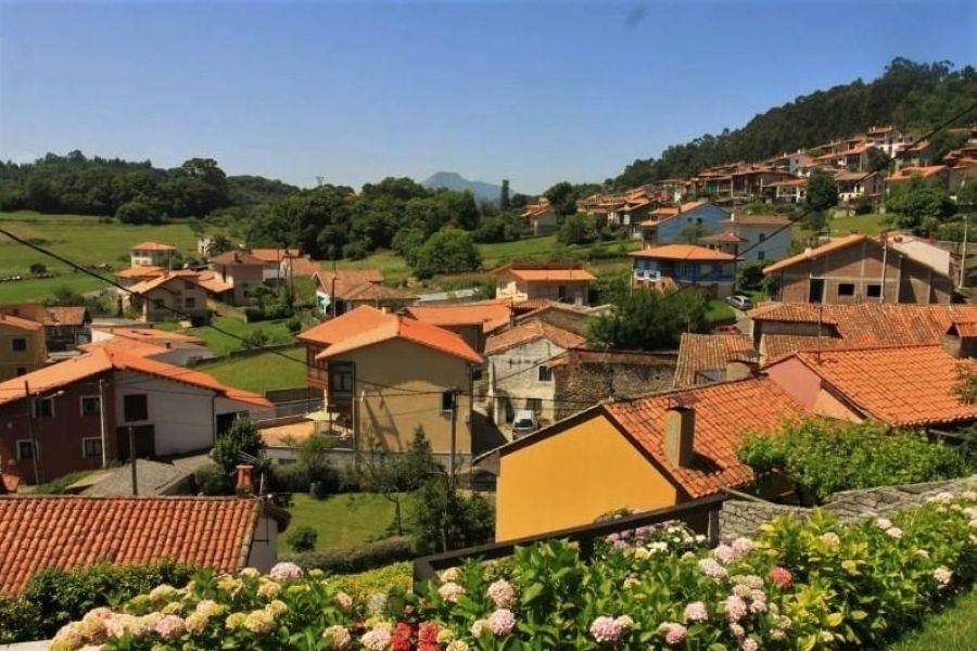 niembro pueblo costero turismo llanes