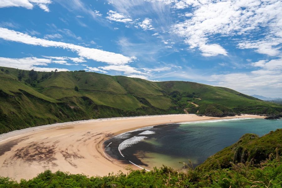 playa de torimbia niembro llanes