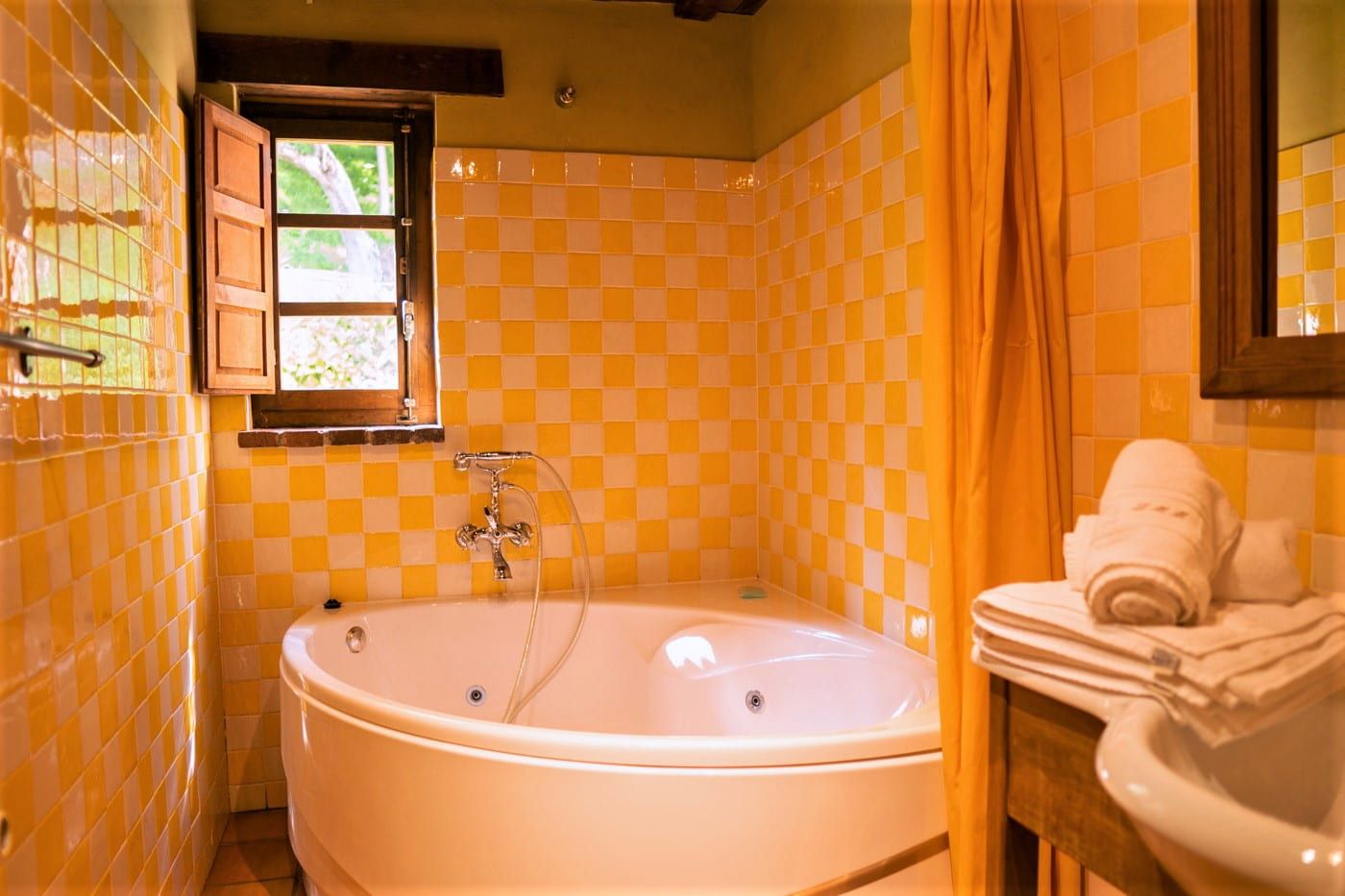 suites with jacuzzi in the room in romantic asturias and cantabria